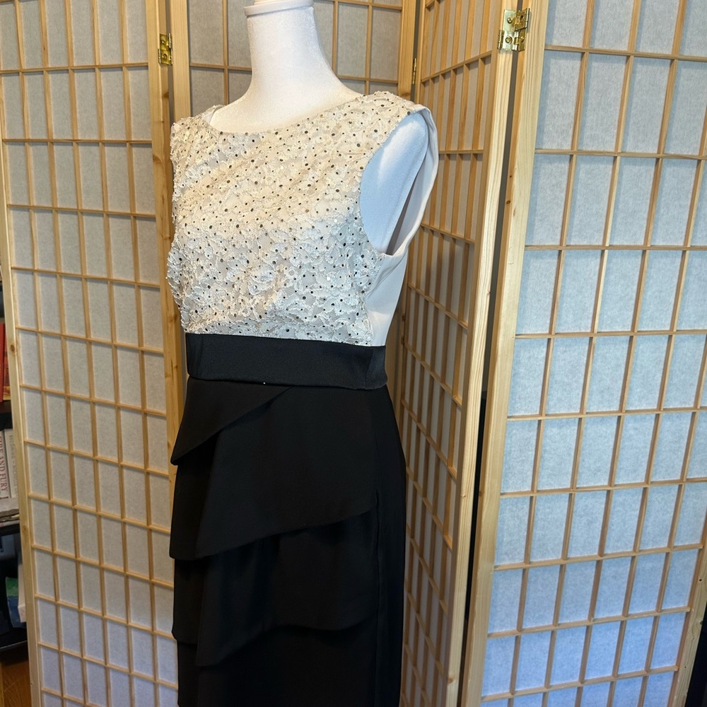 Connected Apparel Cream Asymmetrical Ruffled to the knee dress